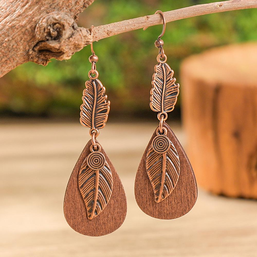 

Vintage Bohemian Brown Geometric Leaf Earrings for Women Creative Ethnic Wooden Alloy Drop Earrings Female Vacation Jewelry