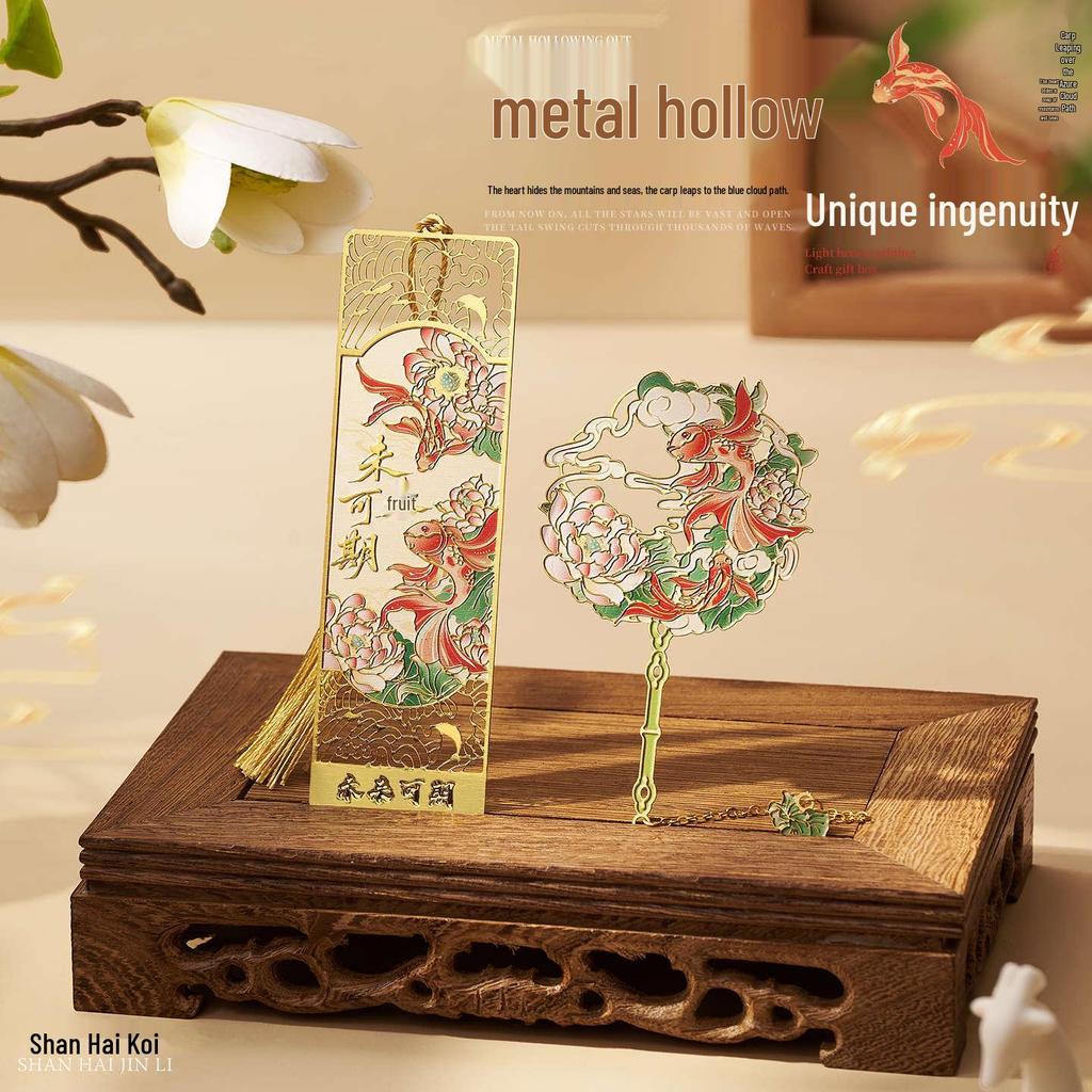 Koi Bookmark Gift Box: Metal Bookmark, Creative Souvenir for Back To School or Teacher's Day.