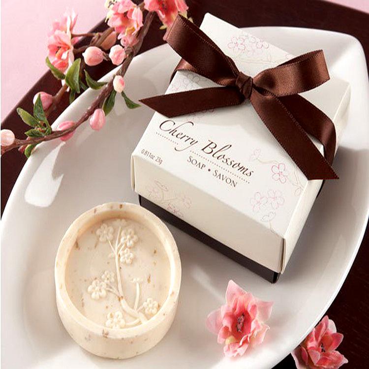 "Handmade Essential Oil Soap - Long-Lasting Fragrance, Perfect for Men & Women, Festival Gift".