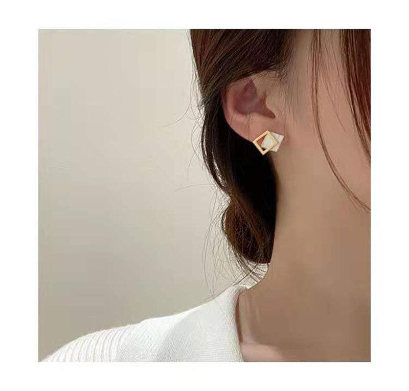Simple And Small Geometric Square Stud Earrings Femininity Earrings Cold Wind Niche Design Ear Jewelry