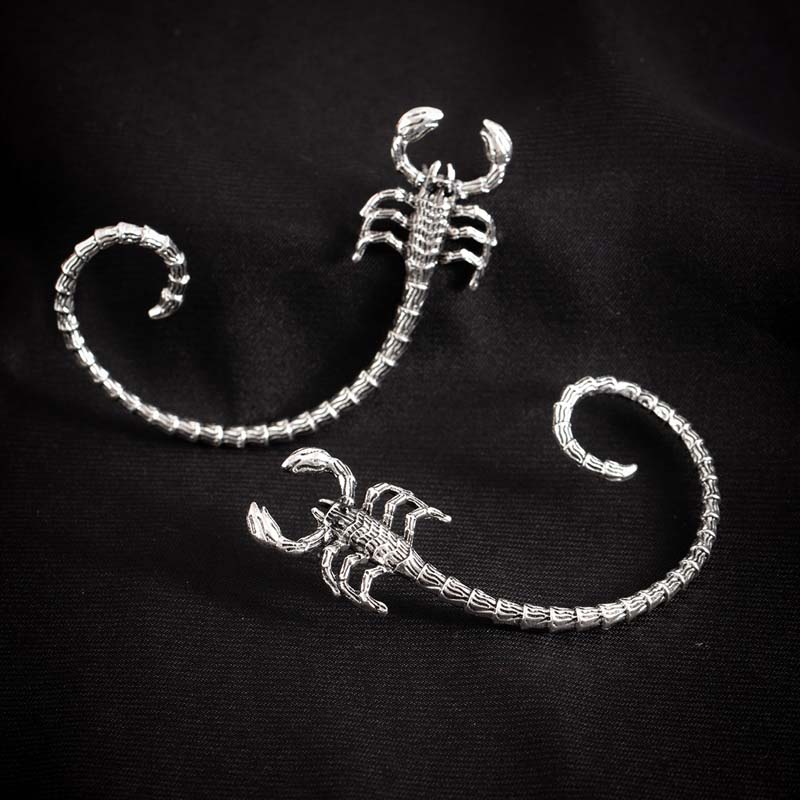 Punk Gothic Scorpion Stud Earrings For Women Exaggerated Metal Animal Snake Ear Clip Piercing Earrings Jewelry 2026 Trendy