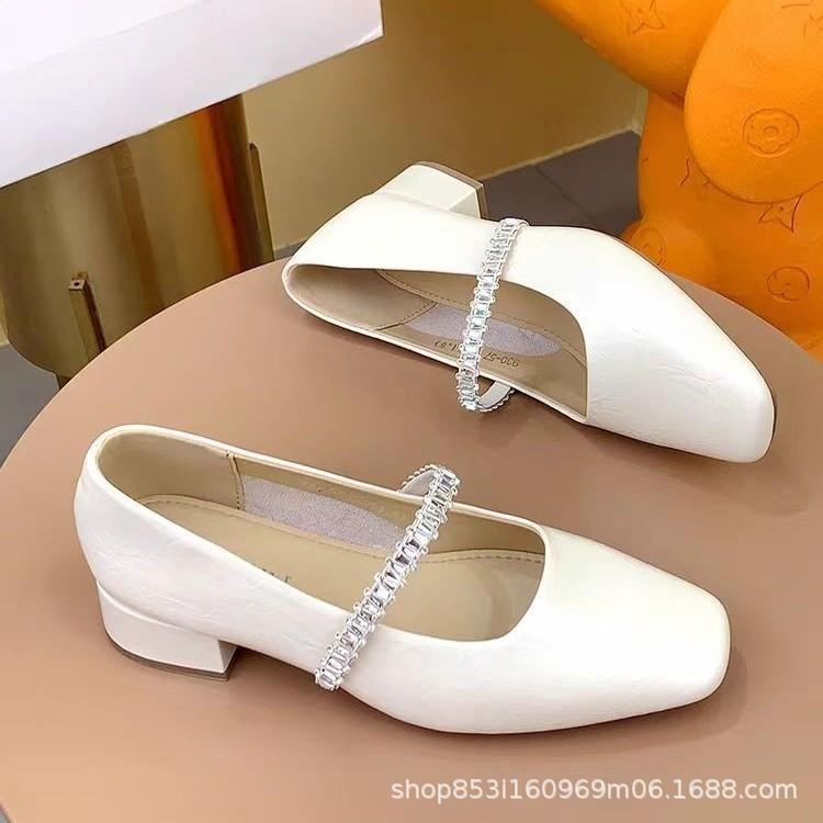 Fairy style commuter loafer single shoes female 2025 autumn Korean version of the new shallow mouth one pedal thick heel Mary Jane single shoes