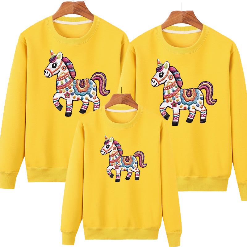 2026 Year of the Horse Red Parent-Child Sweatshirt Set: Family of Three or Four New Year Festive Top