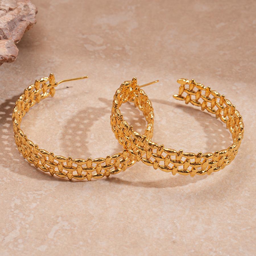 Real gold metal wide-sided hollow C-shaped silver needle earrings niche heavy industry unique earrings