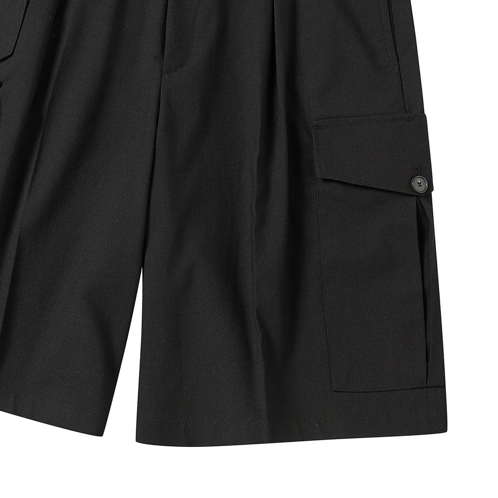 BEYOND CLOSET [Collection Line] Belted Detail Washed Wool Cargo Half Pants Black
