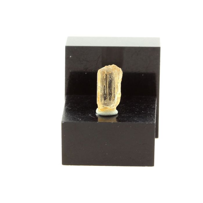 Pierres et Minéraux. Scapolite. 1.84 ct. Mpwapwa District, Dodoma Region, Tanzanie.