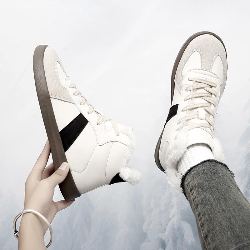 Женские высокие кроссовки — фото 10