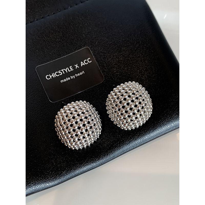 S925 Silver Needle European and American Style Metal Woven Hollow Ball Earrings, Stylish and Trendy Earrings for Women, Light Luxury and Fashionable