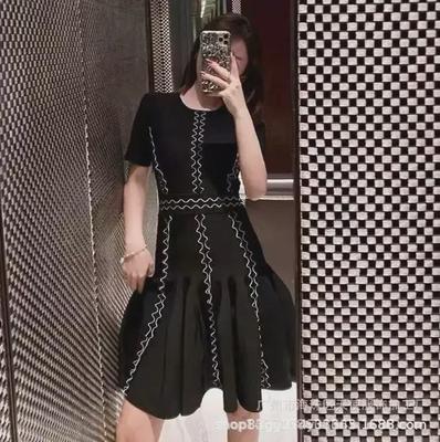 European and American Fashion Black Round Neck Short Sleeve Knitted Sweater Dress