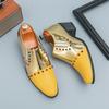 Mode Glänzendes Gold Herren High Heel Kleiderschuhe Nieten Atmungsaktive Lederschuhe Sommer Mode Spitzschuh Party Hochzeit Herren Slipper