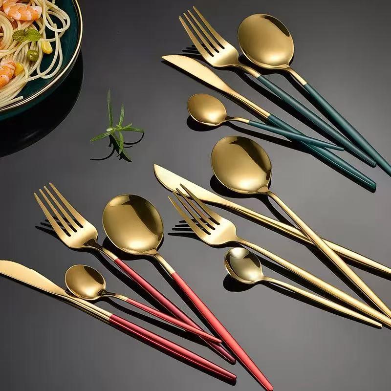 Gold Spray 410 Stainless Steel Cutlery Set (4-Piece) - Steak Knife, Fork, Spoon & Teaspoon - Ideal for Gift-Giving