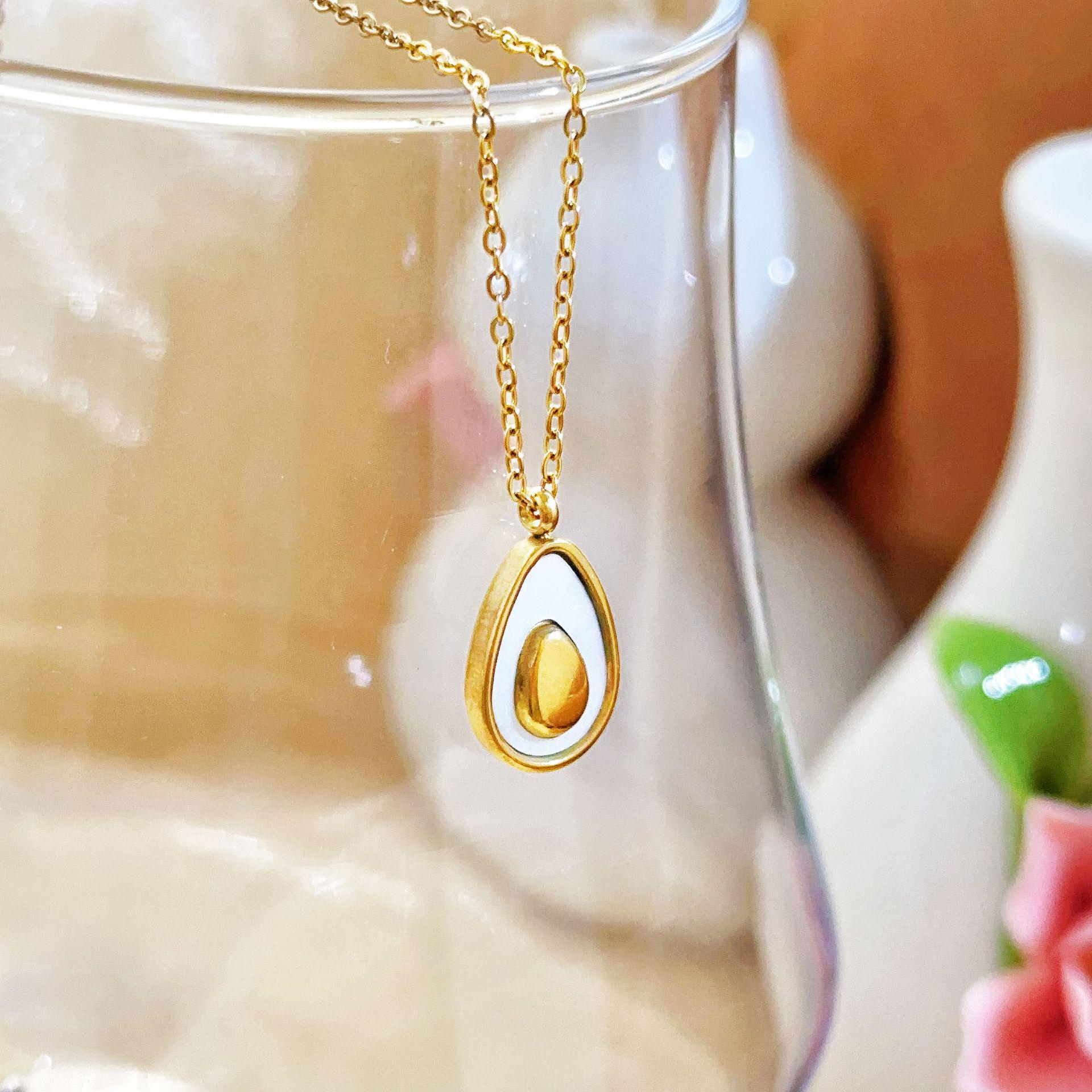 Avocado Shell Titanium Steel Clavicle Necklace - Luxurious Non-Fading Design for Women 2024