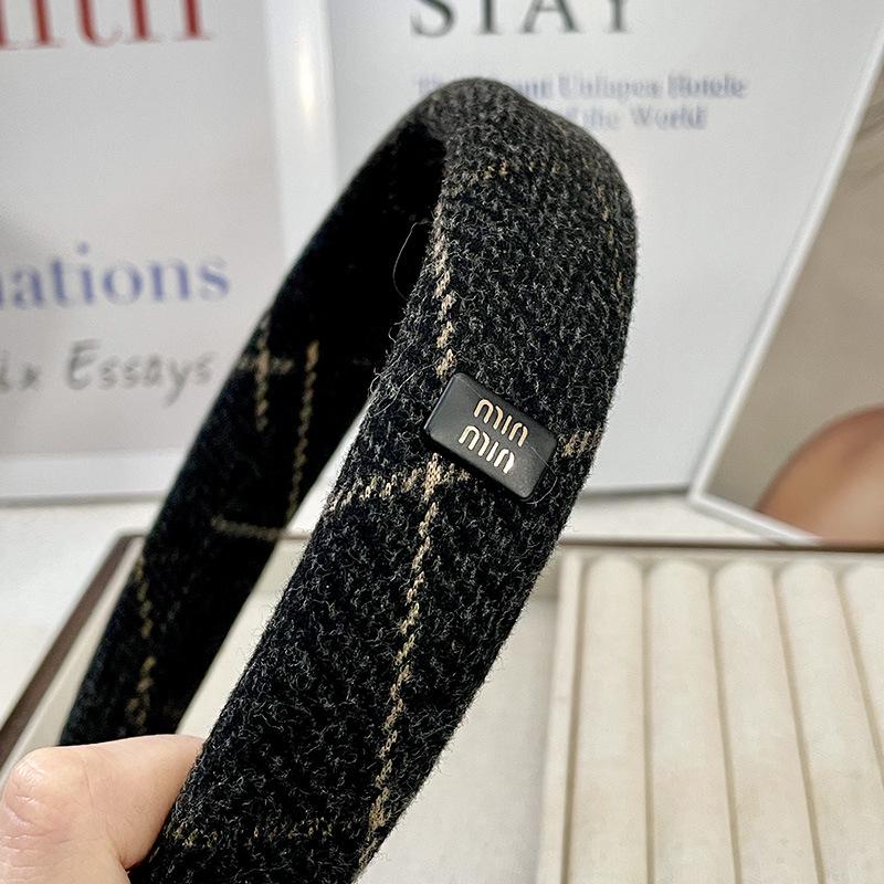 French Elegance Black Series Pearl Headband with Teeth - Autumn/Winter Collection