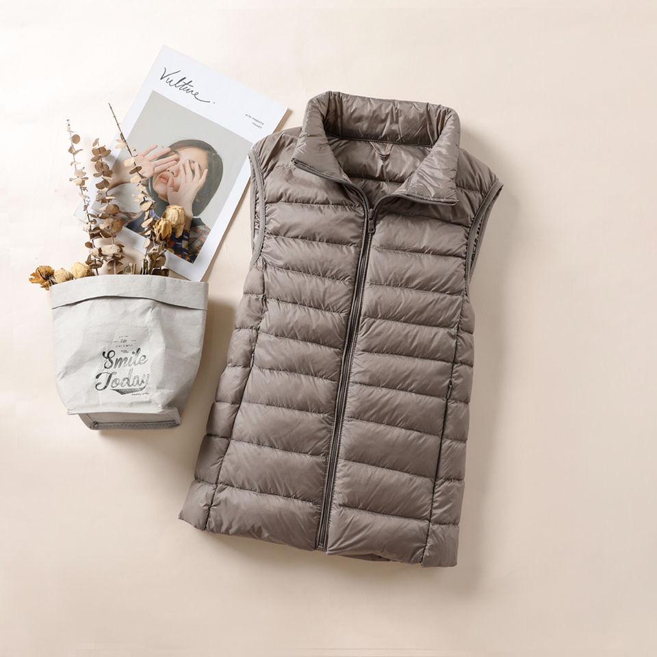 Women's Lightweight Down Vest, Korean Style, Stand-Up Collar, Slim-Fit, Sleeveless Jacket for Autumn and Winter.