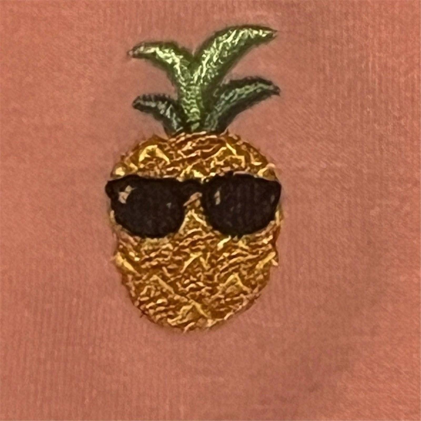 Bermies Unisex T-Shirt Size M Coral Pink Crew Neck Embroidered Pineapple S