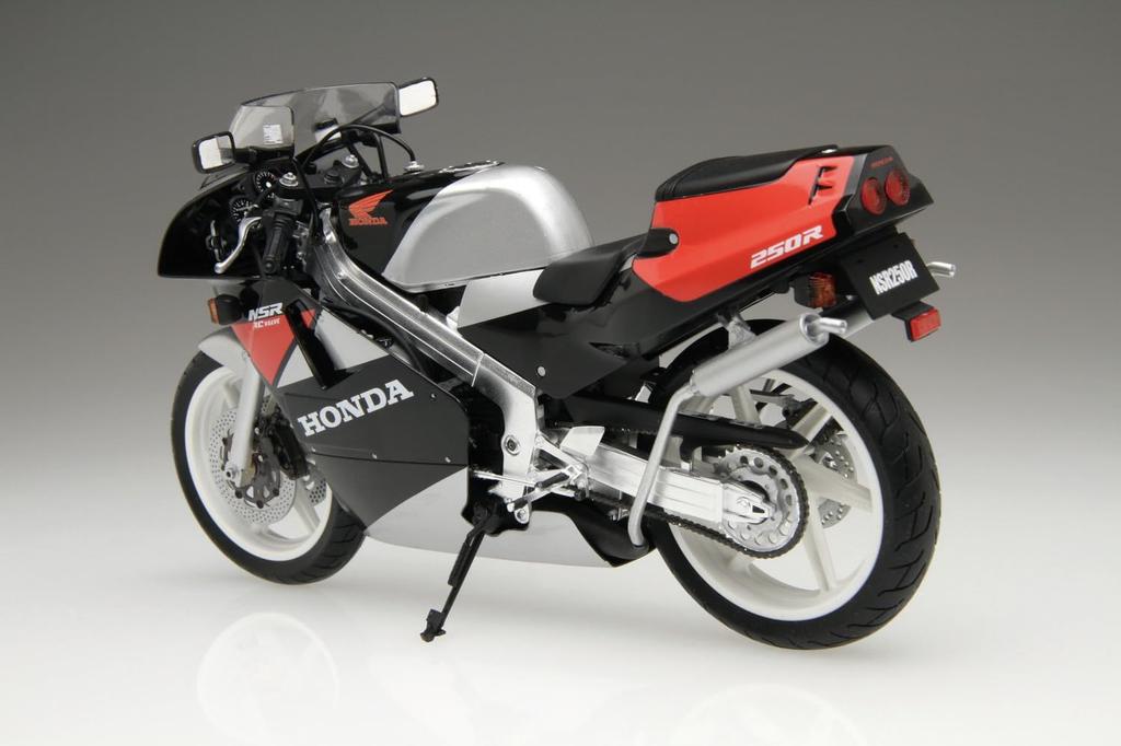 Aoshima Bunka Kyozai Scale The Bike Series 9 Honda MC18 NSR250R Plastic Model (AOSHIMA) 1/12 No. '89