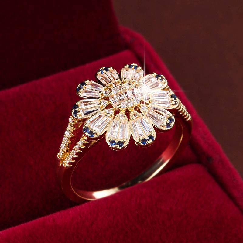 Sunflower Design Luxury Ring: Japanese-Korean Style, Copper with Cubic Zirconia. Size 7 золотой/синий