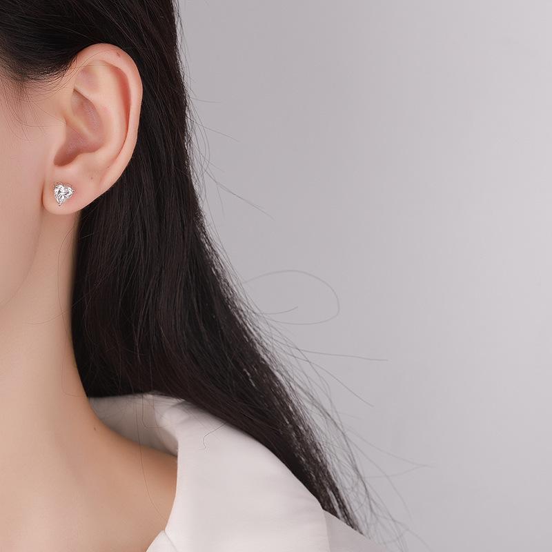 S925 Sterling Silver Moissanite Heart-Shaped Stud Earrings - Korean Style, High-End Jewelry