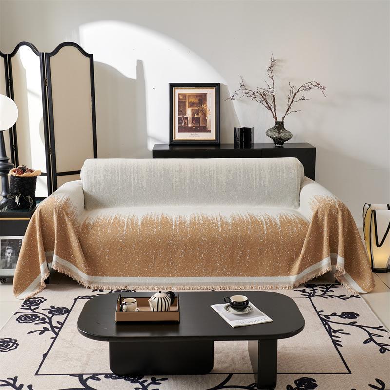 

The new Chenier hibiscus sofa towel is universal in all seasons, a whole sofa cover, cover, all-inclusive blanket cushion. 180*130