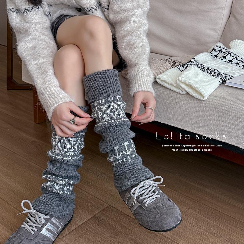 Sock Coverssocks Are Piled Up With Warm And Thickened Retro Gray Diamond Calf Leg Covers