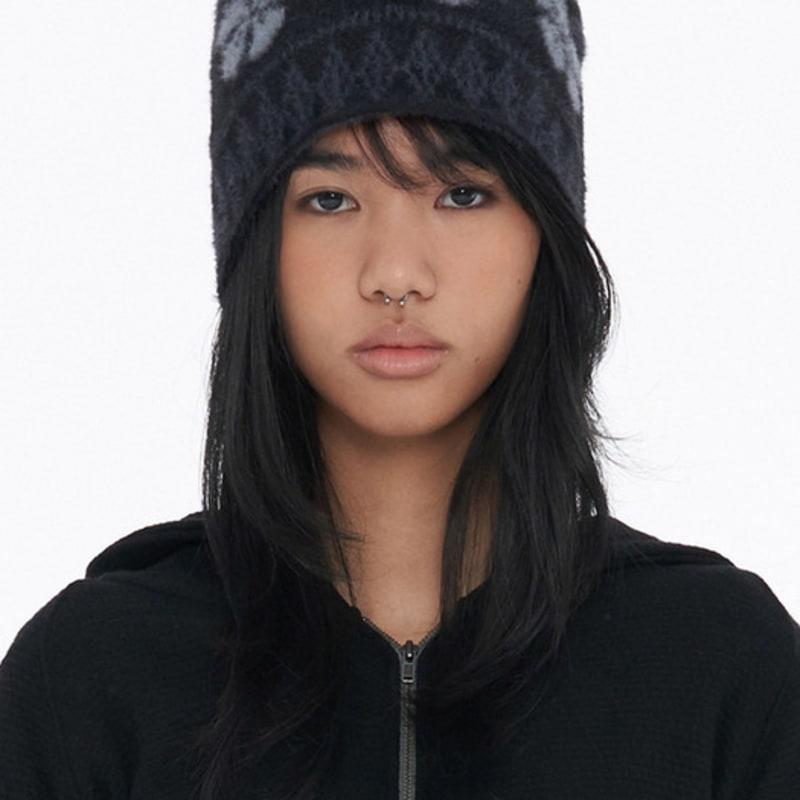 

WELLBEING EXPRESS Шапка-бини с жаккардовым узором «Цветы», черная OS