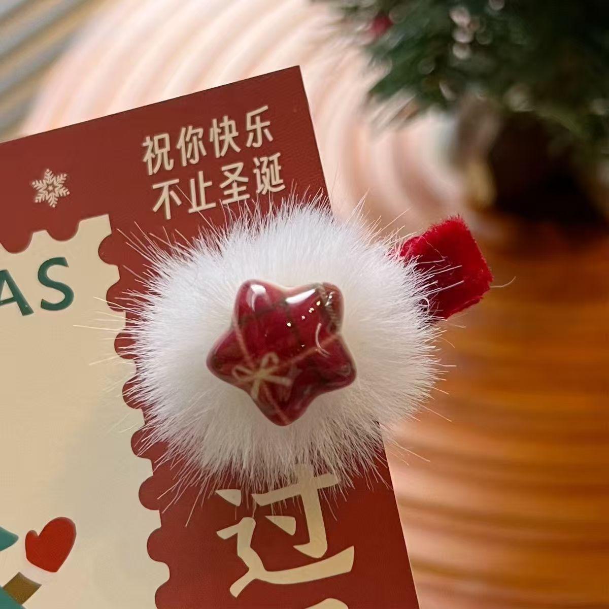 

Fluffy Star Bow Hair Clip: Festive Retro Headwear for Autumn & Winter