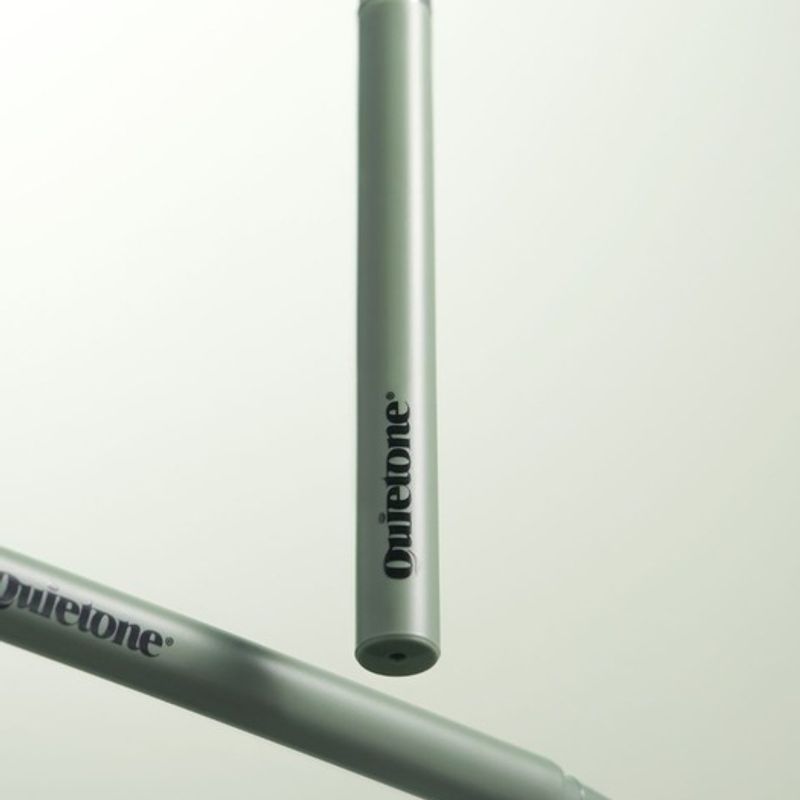 QUIETONE NEW Dare Steady Liquid Liner