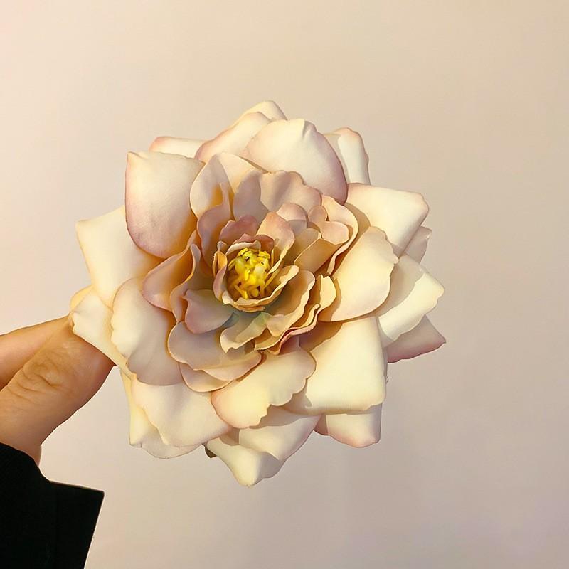 Internet Celebrities with the Same Fabric Flower Hairpin Holiday Wind Sweet Back Head Grab Clip Fashion Niche High-end Hair Accessories Women