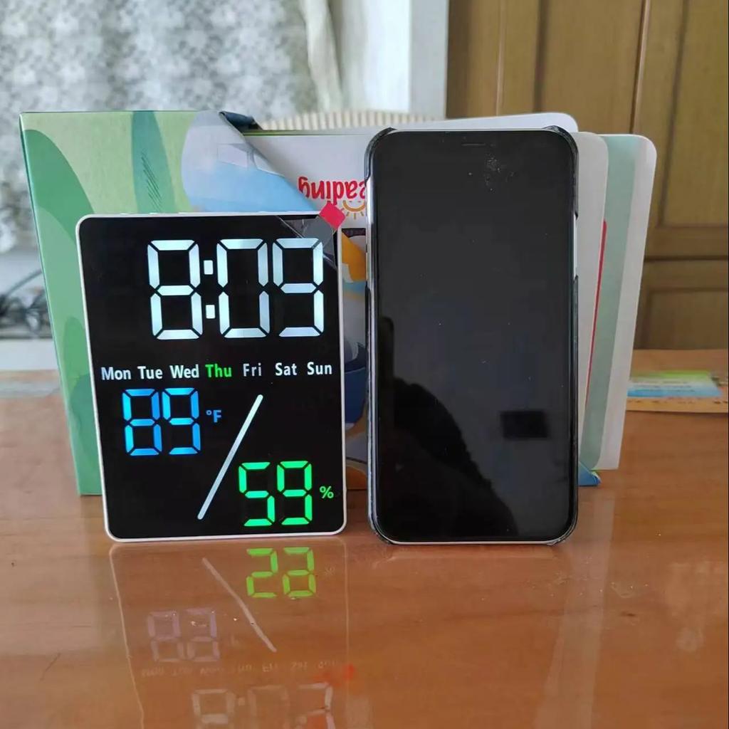 1PC Small LED Art Clock Mall LED Alarm Clock Gift Multi-function Electronic Clock Simple Set Temperature and Humidity Clock for