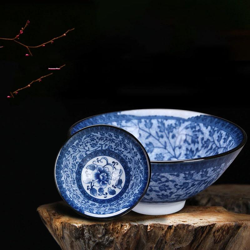 Čínský modrobílý porcelánový šálek na čaj Ručně malovaná čajová souprava Malá čajová miska Šálky na květinový čaj Čajové příslušenství Nápojové sklo Velkoobchod