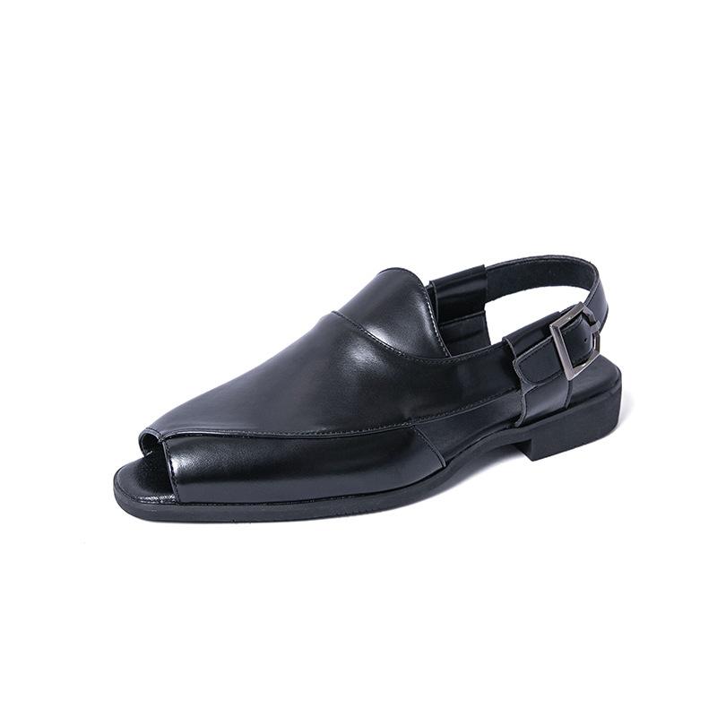 Men's sandals 46 large size summer new breathable leather shoes fashion British style glossy leather sandals can be