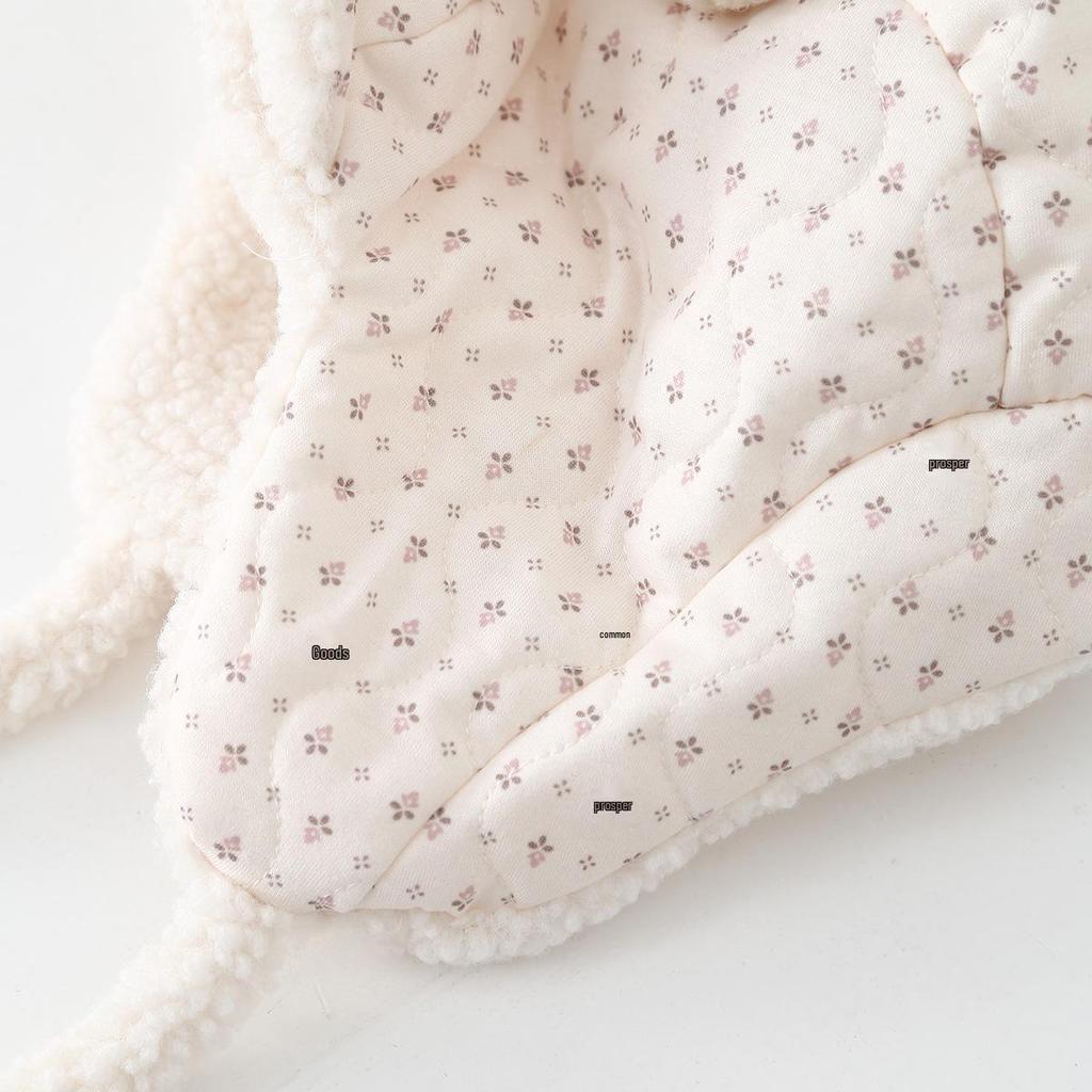 Kwiatowa czapka Lei Feng dla niemowląt: Styl koreański, Pluszowy aksamit, Ochrona uszu zimowa