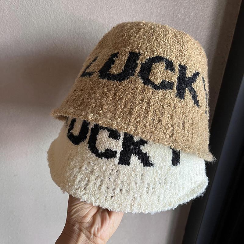 Minimalist Winter Water Bucket Hat For Women In Black Or Khaki With Warm Polyester Fabric