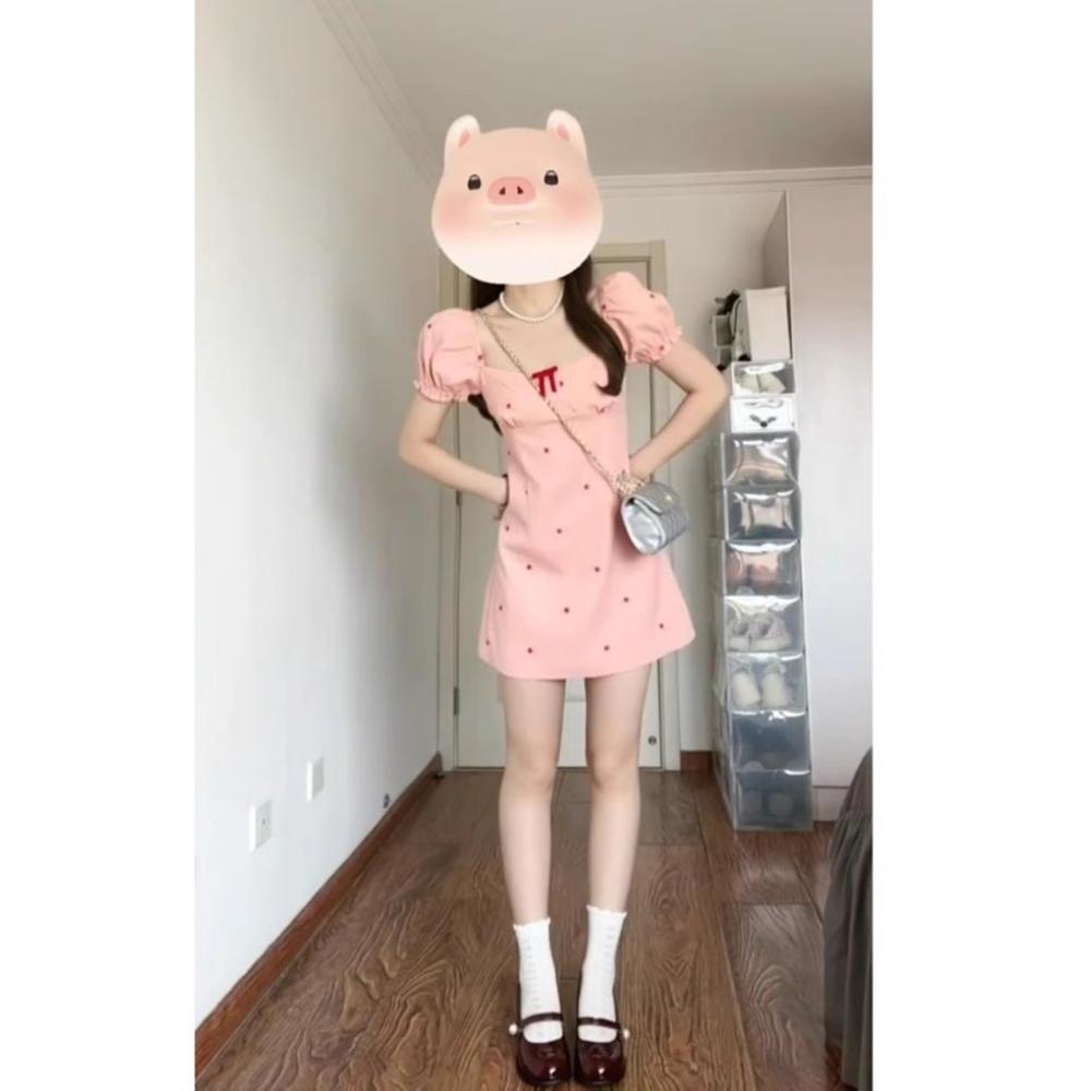 Chic milk sweet wind pink bubble sleeve square neck dress, summer temperament waist gentle girl short skirt