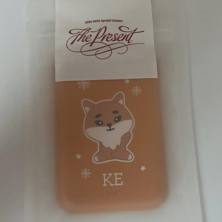 

Day6 2024 Klcon Md Магнитный кошелек для карт K