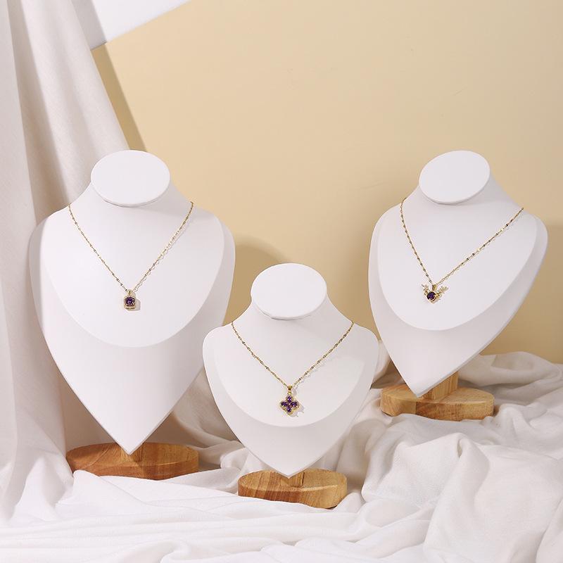High-end Solid Wood Heart-shaped Necklace Pendant Display Stand Necklace Jewelry Display Window Counter Jewelry Display Props