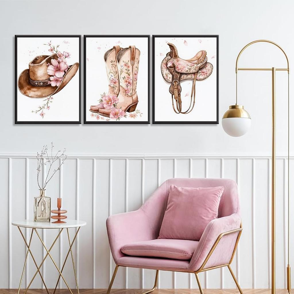 Tertiosh 3Pcs Western Cowgirl Wall Art Retro Western Flower Boots Hats Wall Decoration Pictures Girls Room Paintings Artwork Preppy Prints for Living