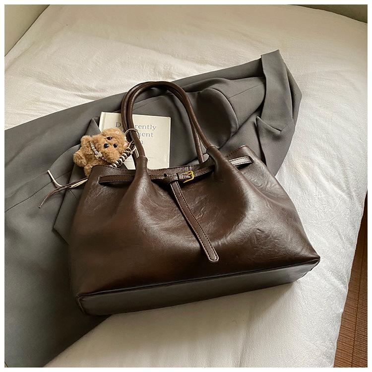 Premium Bag Women's 2025 New Autumn and Winter Retro Large-capacity Tote Bag Going Out To Work Commuting Shoulder Bag