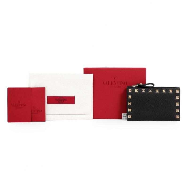 Valentino Rockstud Zip Card Holder P0605 Vsh 0no