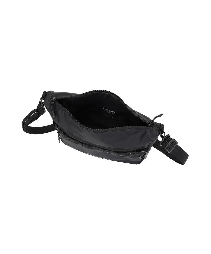 Discovery Expedition Klyver Medium Crossbody Bag (Black)
