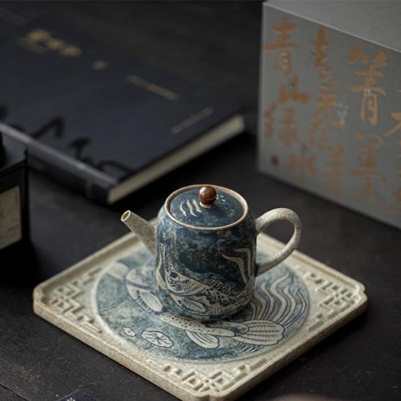 Fangyan Vintage Hand-Painted Blue and White Ceramic Teapot