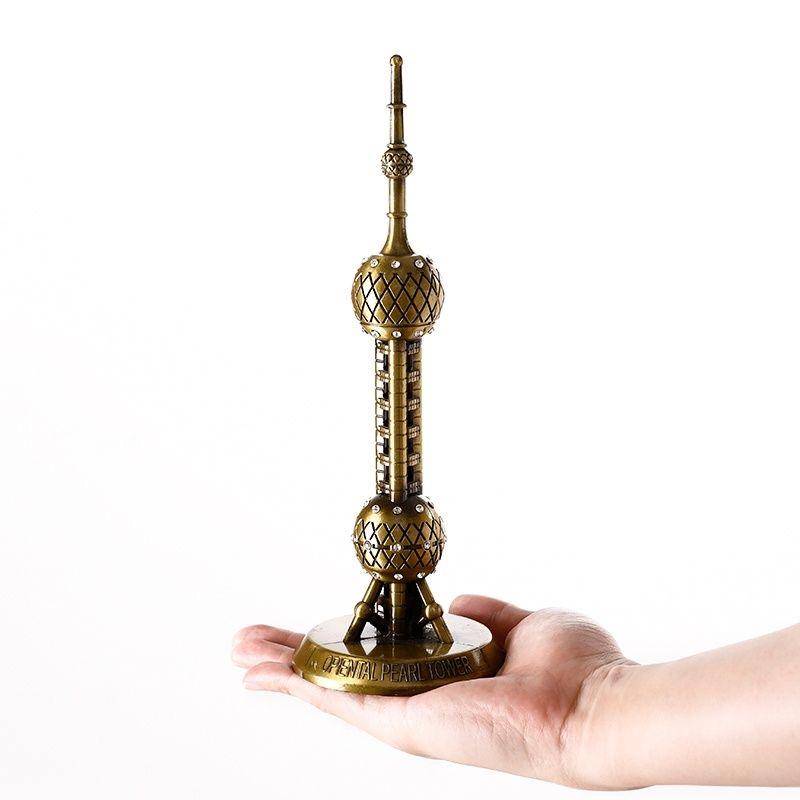 Statuetta Metallo Retro – Decorazione da Tavolo per Casa e Ufficio Souvenir Regalo