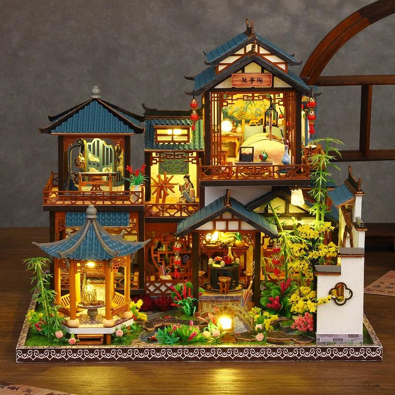 DIY Big Doll House Wooden Miniature Furniture Dollhouse Handmade Case Model Assembly Toys for Children Girls Birthday Gifts 2014