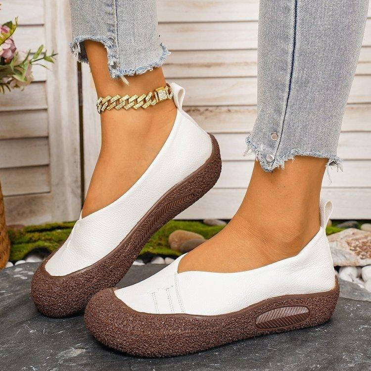 Foreign Trade Large Size Soft Sole New Mother Pedal Non-slip Wear-resistant Women's Shoes Comfortable Flat Bottom Shallow Mouth Retro Single Shoes