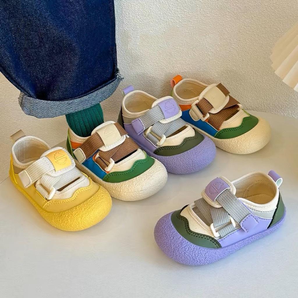 Children's sports sandals 2025 spring and summer new boys and girls outdoor hiking shoes contrasting color canvas shoes big head ugly cute shoes