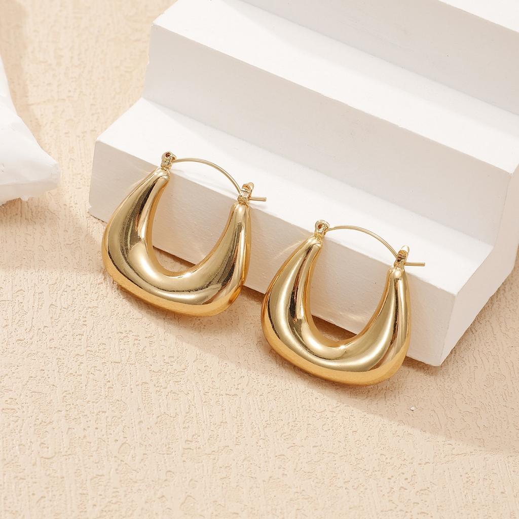 European and American Jewelry Ins Cold Wind Smooth Geometric U-shaped High-grade Element Ring Simple Light Luxury Earrings