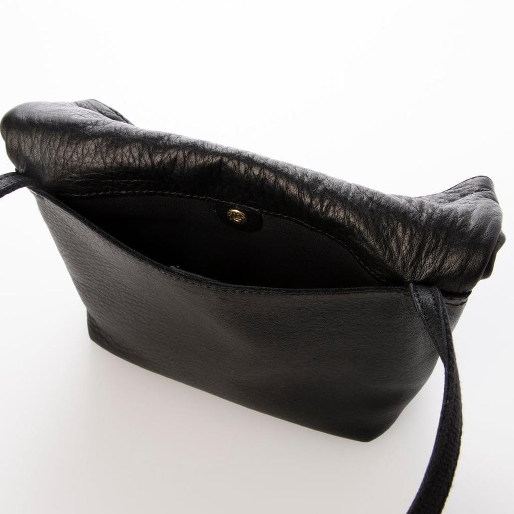Perke Garment Leather Sustainable Mini Shoulder Bag 80-00-00093 Black
