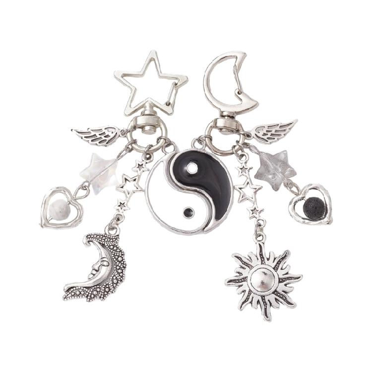 

2PCS Moon Sun Heart Charm Keychains Sweet Couple Pendant Keyring Jewelry Gift 1