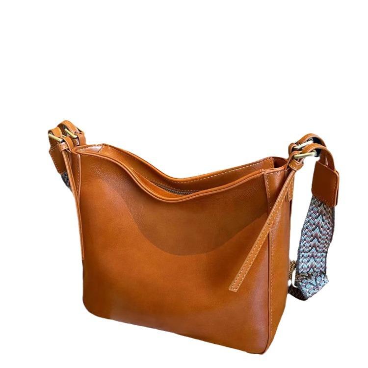 Women's New Bag Large Capacity Commuter Armpit Bag Shoulder Bag