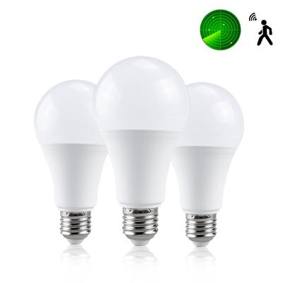 LED-Radar-Bewegungssensor-Glühbirne 10W15W 20W 25W LED-Glühbirne E27 110V 220V Radar-Sensor-Lichtlampe Lamparas für Home Stairway